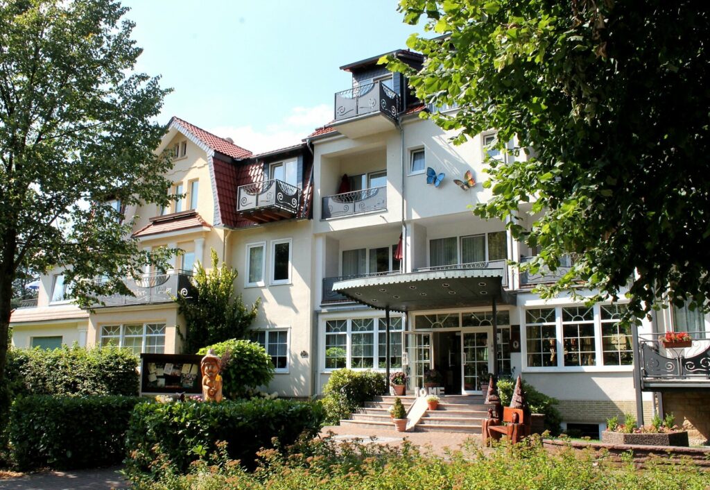 parkhotel-weber-mueller-hotel-aussenansicht-84143