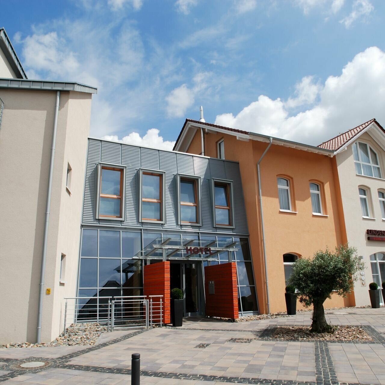 akzent-hotel-altenberge-hotel-aussenansicht-90243