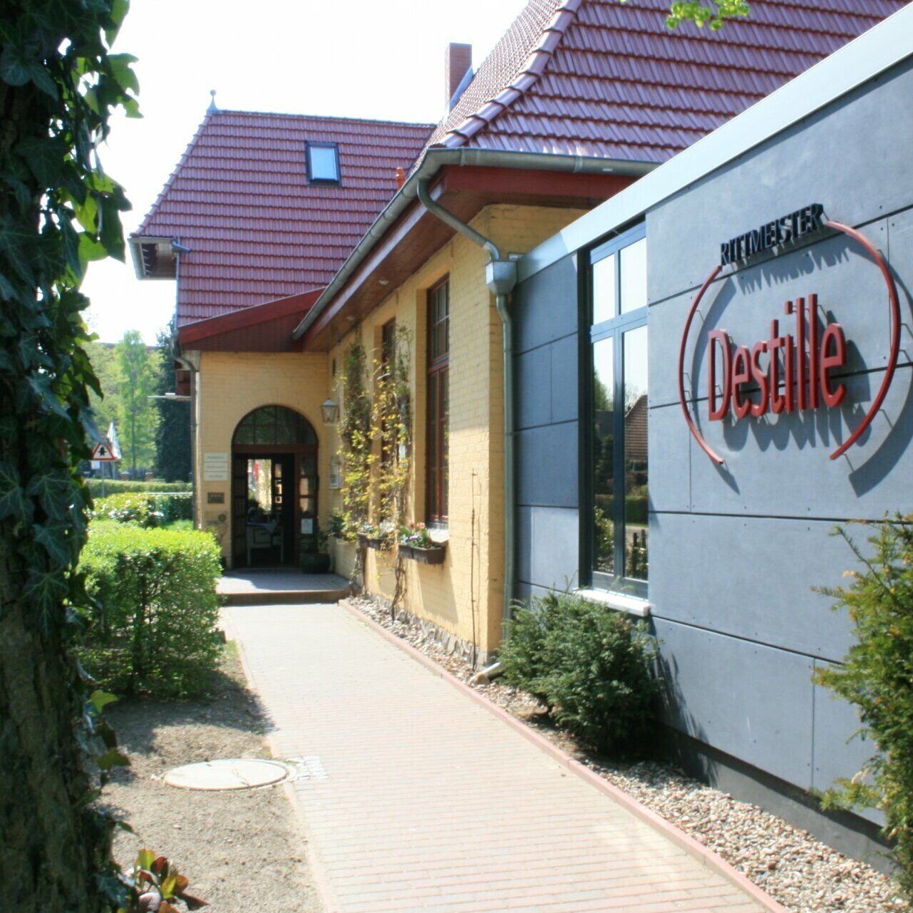 landhotel-rittmeister-hotel-aussenansicht-85570